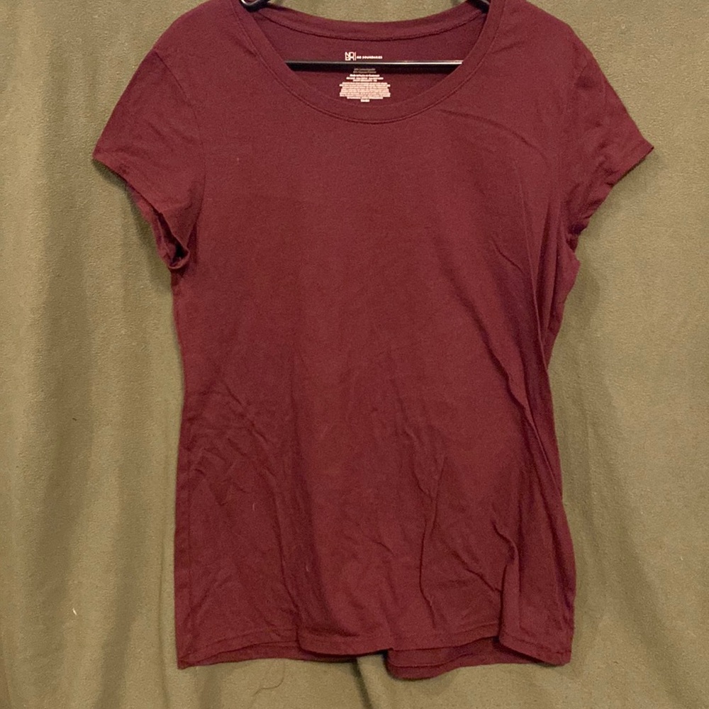 Short sleeved top